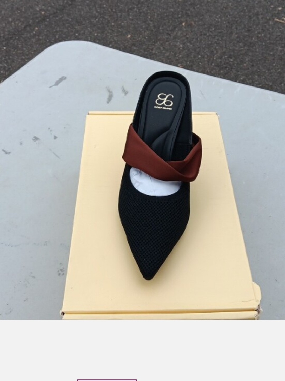 Black Pointed Mule with Brown Twist Strap
